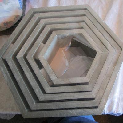 Solid wood floating frame set