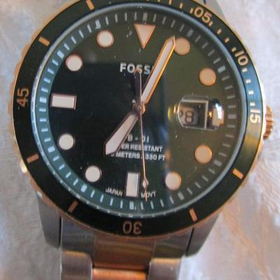 Fossil watch, diving style