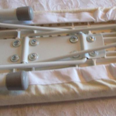 Sleeve ironing board