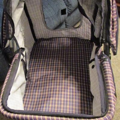 Dog stroller