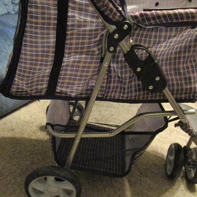 Dog stroller