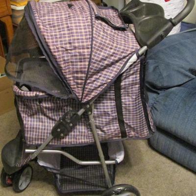 Dog stroller