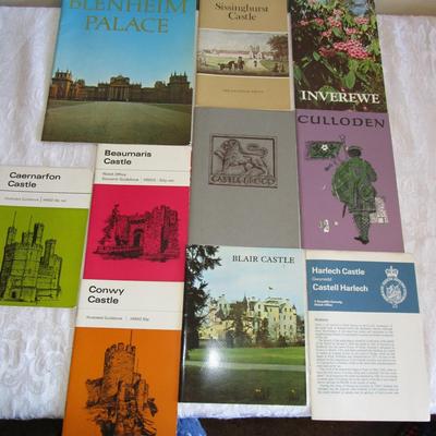 10 Books on castles