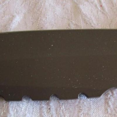 Schrade SCHF27 survival fixed-blade knife with sheath