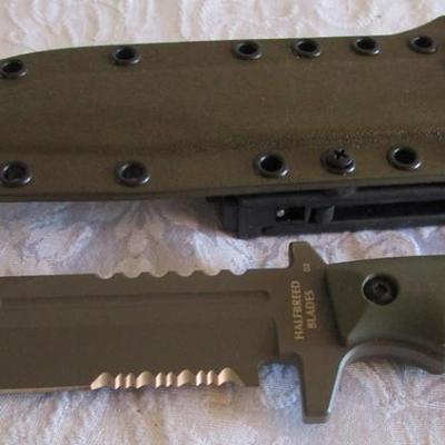 Halfbreed infantry knife with blade with sheath