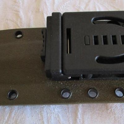 Halfbreed infantry knife with blade with sheath