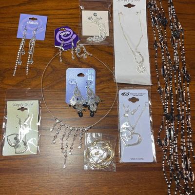 Necklaces & earrings