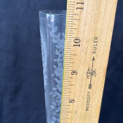 Lot 20 Tiffin assorted stick vases