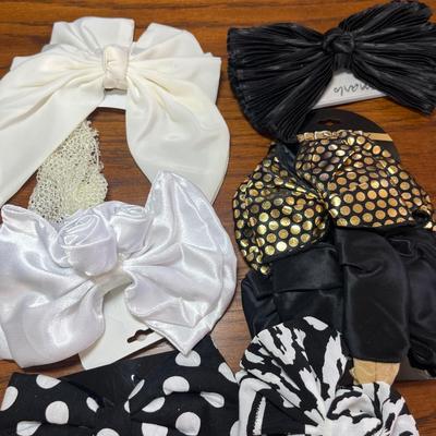 Lot of bows adorned with bows