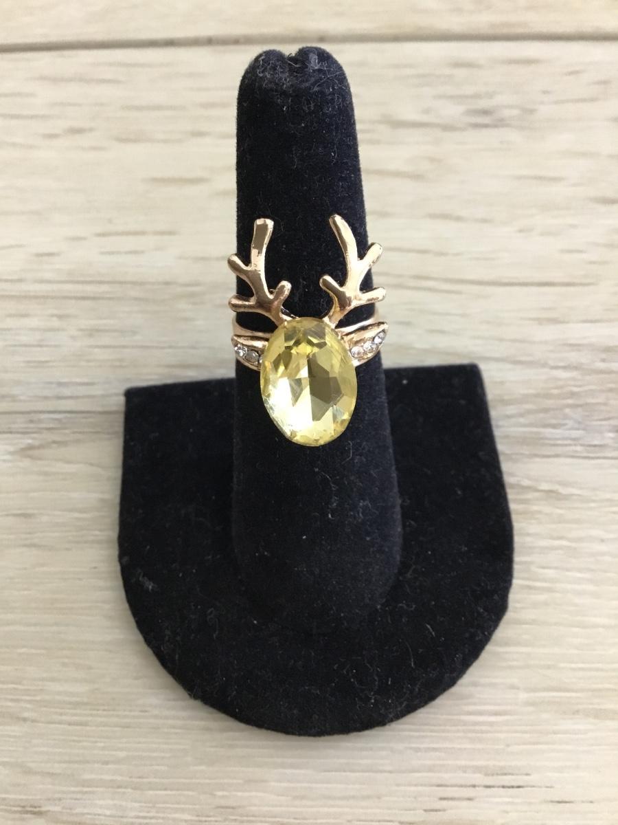 Christmas reindeer gold tone adjustable ring | EstateSales.org