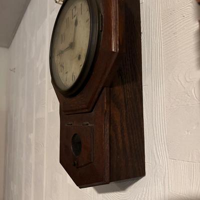 Antique Seth Thomas Pendulum Wall Clock w Key