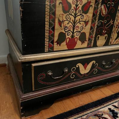 Pennsylvania Dutch Amish Blanket Chest