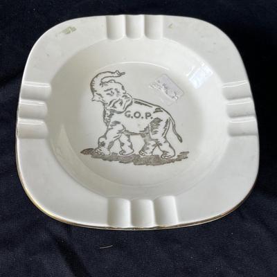 Lot 22 Unique GOP Republican 1940s Ashtray