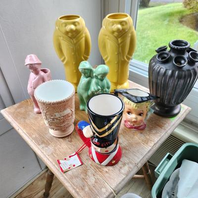 Lot of Pottery Vases Portugal , Lefton's Radio City ,