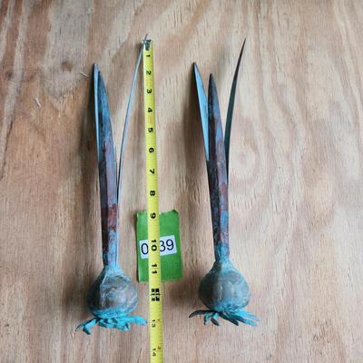 Pair Carnevale Copper Metal Onion Bulbs Bud Case