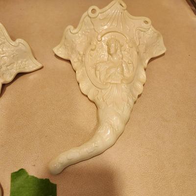 Pair Williamsburg Cornucopia Wedgewood