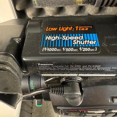Lot. 9. Vintage Panasonic Video Camera