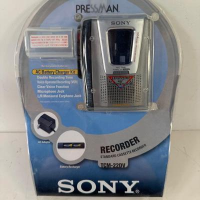 Lot 21. Sony Recorder