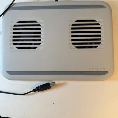 Lot 33. Laptop Fan, Computer Camera & Clip-on Lamp