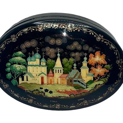 Vintage Russian Lacquered Box - Cathedral