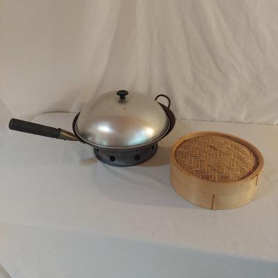 Bamboo Steamer w/ Wok (L-BBL)