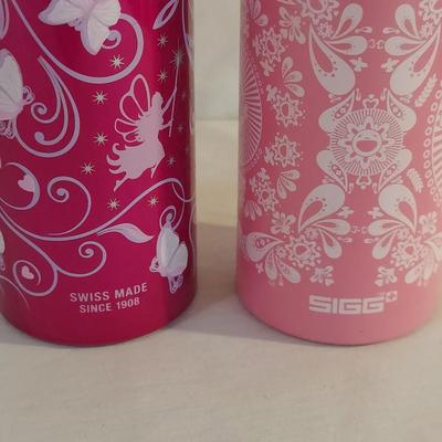 Water Bottles by Camelbak, Hydro Flask, Sigg and More (L-BBL)