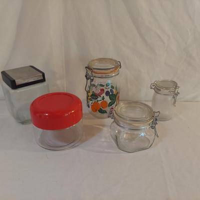 Canning Jars and Storage Canisters (L-BBL)