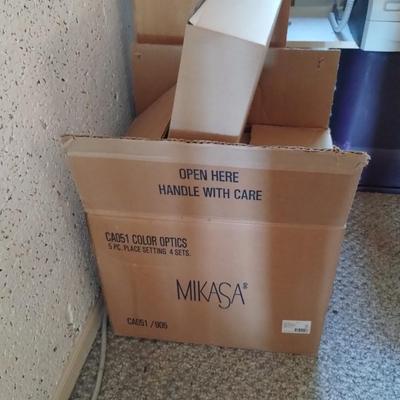 Vintage 9-Piece Mikasa Bone China