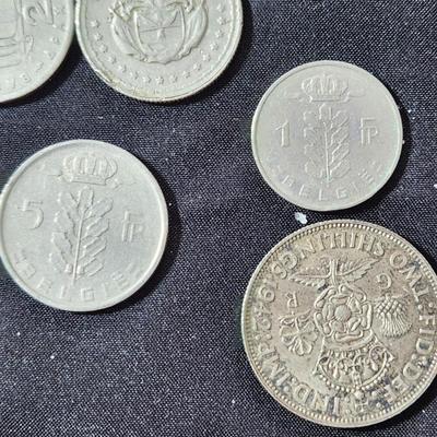 Very Large Coin Lot from Around the World 1800's 1900's