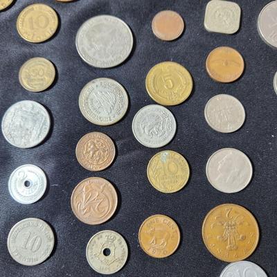 Very Large Coin Lot from Around the World 1800's 1900's