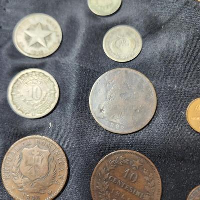 Very Large Coin Lot from Around the World 1800's 1900's