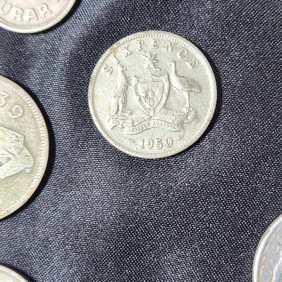 Very Large Coin Lot from Around the World 1800's 1900's