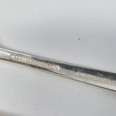 Rogers/Oneida Proposal Pattern Flatware w/Wood Storage Box