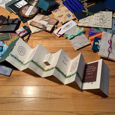 Gorgeous Artist Trading Cards & Handmade Books (2B-HS)