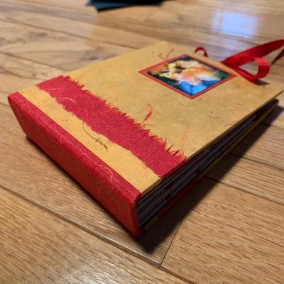 Gorgeous Artist Trading Cards & Handmade Books (2B-HS)