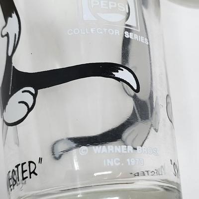 (8) 1970's Vintage Pepsi Looney Tunes Collector Series Glasses