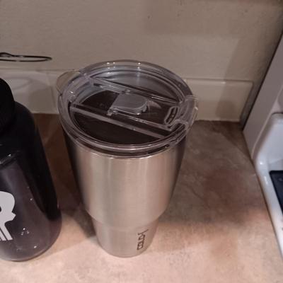TRAVEL CUPS AND WATER BOTTLES