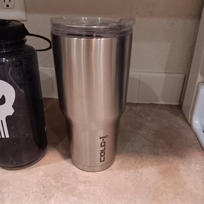 TRAVEL CUPS AND WATER BOTTLES