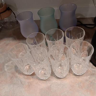 OSTER BLENDER, 7 CRYSTAL DRINKING GLASSES AND 3 STEMMED GLASSES