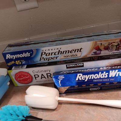MISC KITCHEN ITEMS