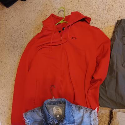 MEN'S XL JACKETS, SWIM TRUNKS, 36X30 JEANS