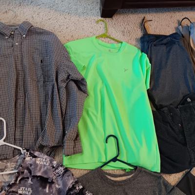 MEN'S LARGE SHIRTS AND PANTS