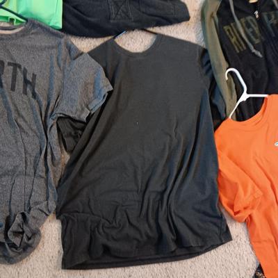 MEN'S LARGE SHIRTS AND PANTS