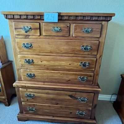 Pilgrim Pine Link Taylor Dresser