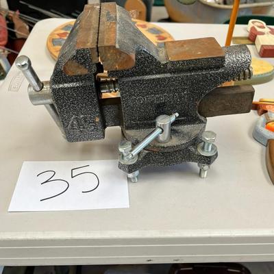 4 1/2 Vice