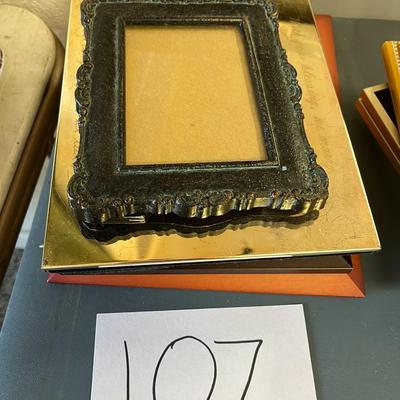 4 Picture Frames
