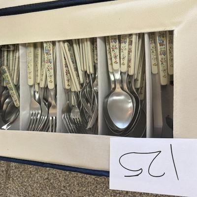 67 Piece Farm Design Silverware Set W/Carrier