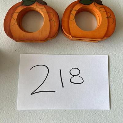 4 Pumpkin Style Napkin Holders