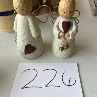 2 Angel Statues W/Hearts & Bells 