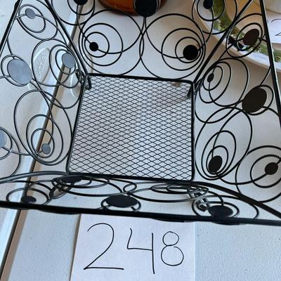 Black Metal Basket W/Spiral Design 